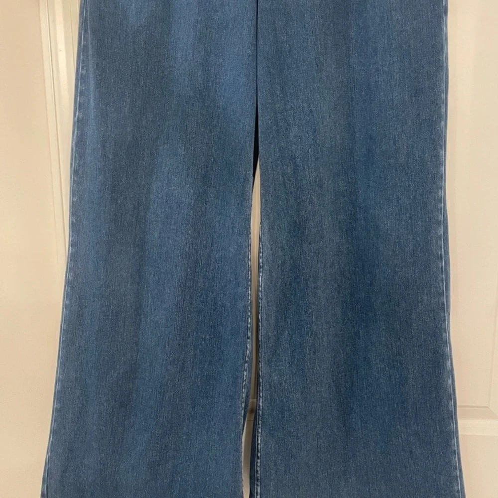 HALARA Blue Flare Wide Leg Jeans 👖 size Large - Picture 3 of 8